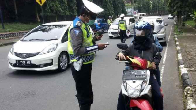 Kode Plat Nomor Kendaraan di Seluruh Daerah Indonesia